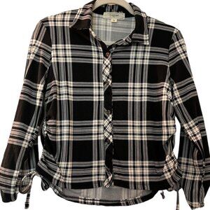 NO COMMENT flannel shirt, button down, black, white and gray plaid. Rouching